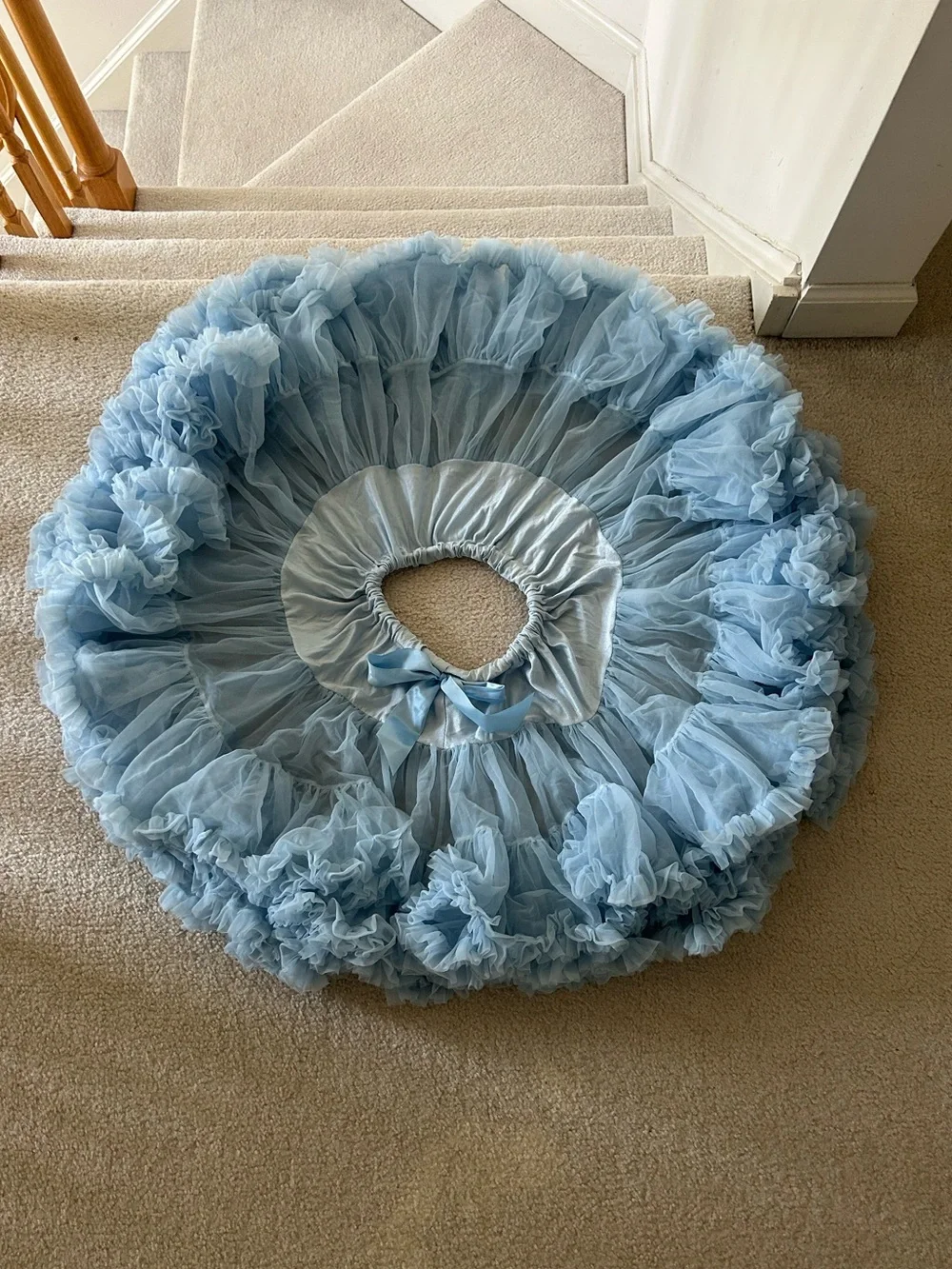 Angel’s Face tutu frozen blue sky size large 8-10 years pale blue pastel fluffy